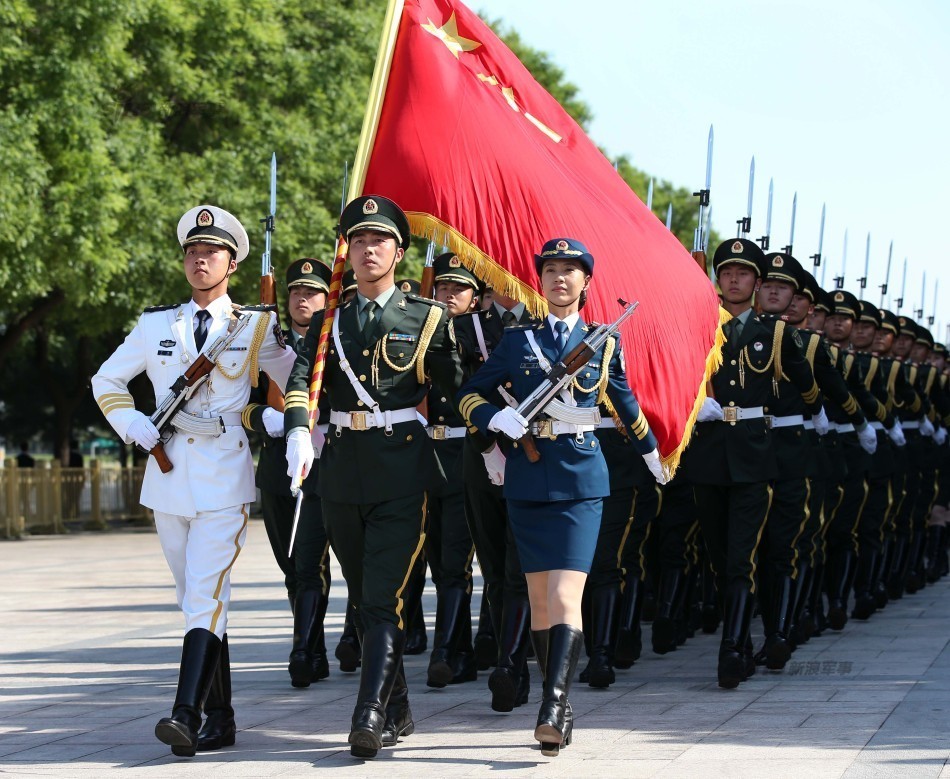 檢閱女兵儀仗隊(duì)，榮耀與力量的展現(xiàn)，檢閱女兵儀仗隊(duì)，榮耀與力量的璀璨瞬間