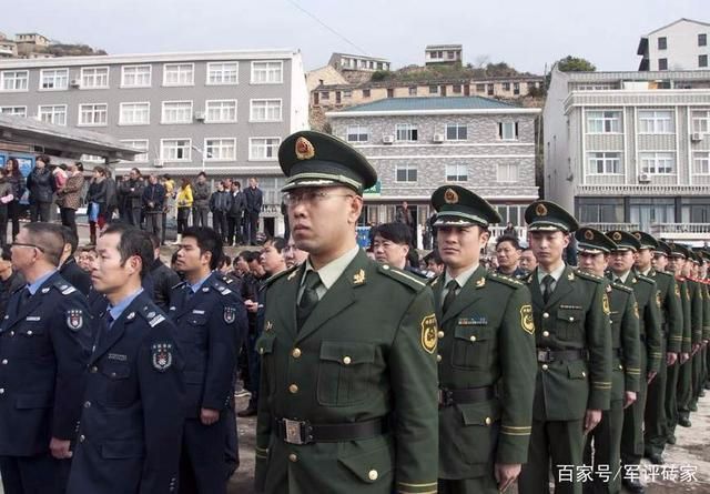 警備區(qū)權(quán)力詳解，究竟權(quán)力大小如何？，警備區(qū)權(quán)力深度解析，權(quán)力范圍與大小揭秘