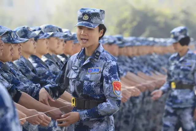 大學生女兵容易被錄取嗎？解析影響因素與機會平等，女大學生兵錄取機會解析，影響因素與平等權益探討
