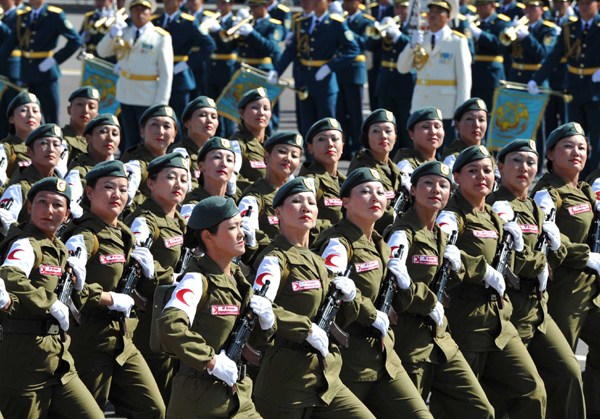 盤點世界各國閱兵，壯麗場面與軍事力量展示，全球閱兵盛況盤點，壯麗場面與軍事力量的展示
