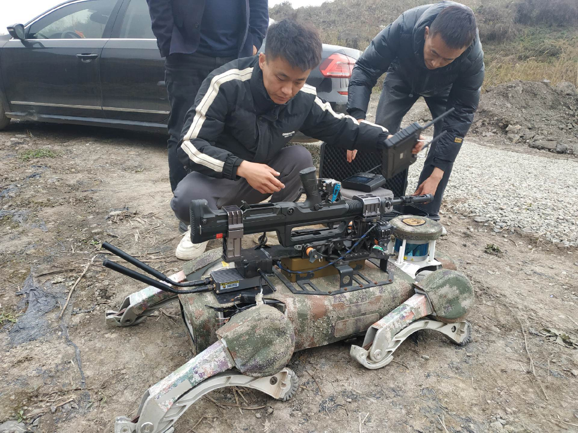 軍用重型防彈盾牌，保護(hù)戰(zhàn)士的生命線，軍用重型防彈盾牌，戰(zhàn)士的生命守護(hù)者