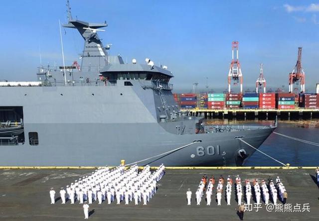 中國海軍節(jié)閱兵，展現(xiàn)中國力量的壯麗畫卷——紀念中國海軍節(jié)2022年盛大閱兵活動，中國海軍節(jié)盛大閱兵，展現(xiàn)力量與榮耀的壯麗畫卷 2022年紀念活動回顧