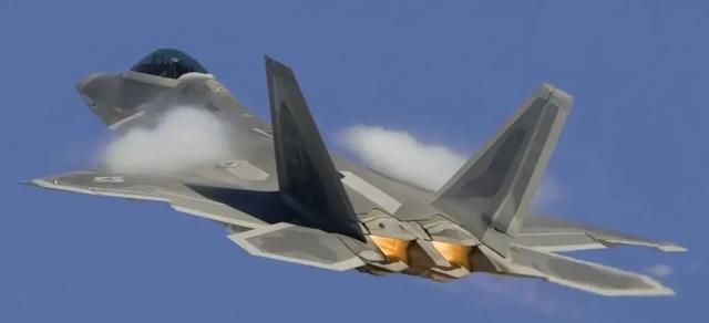 幾架殲-8換一架F-22，中國(guó)空軍現(xiàn)代化轉(zhuǎn)型的深度解析，中國(guó)空軍現(xiàn)代化轉(zhuǎn)型，殲-8換F-22的深度解析