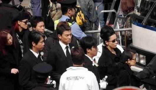 畢福劍追悼會(huì)過程回顧，緬懷巨星，致敬傳奇人生，畢福劍追悼會(huì)回顧，緬懷巨星，致敬傳奇人生
