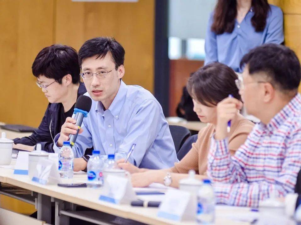 王中王一肖中持嗎？深度解析背后的故事與真相，揭秘王中王一肖背后的故事與真相，深度解析與真相探討