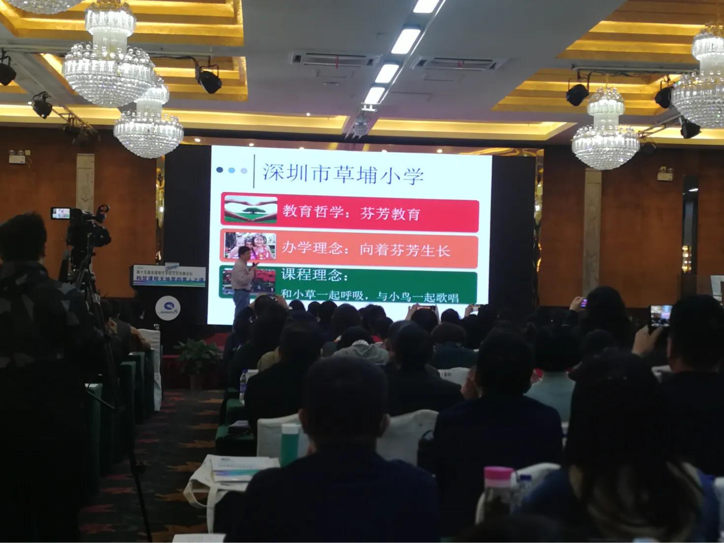 芳草地免費(fèi)資料論壇——探索、分享與成長的聚集地，芳草地免費(fèi)資料論壇，探索、分享與成長的樂園